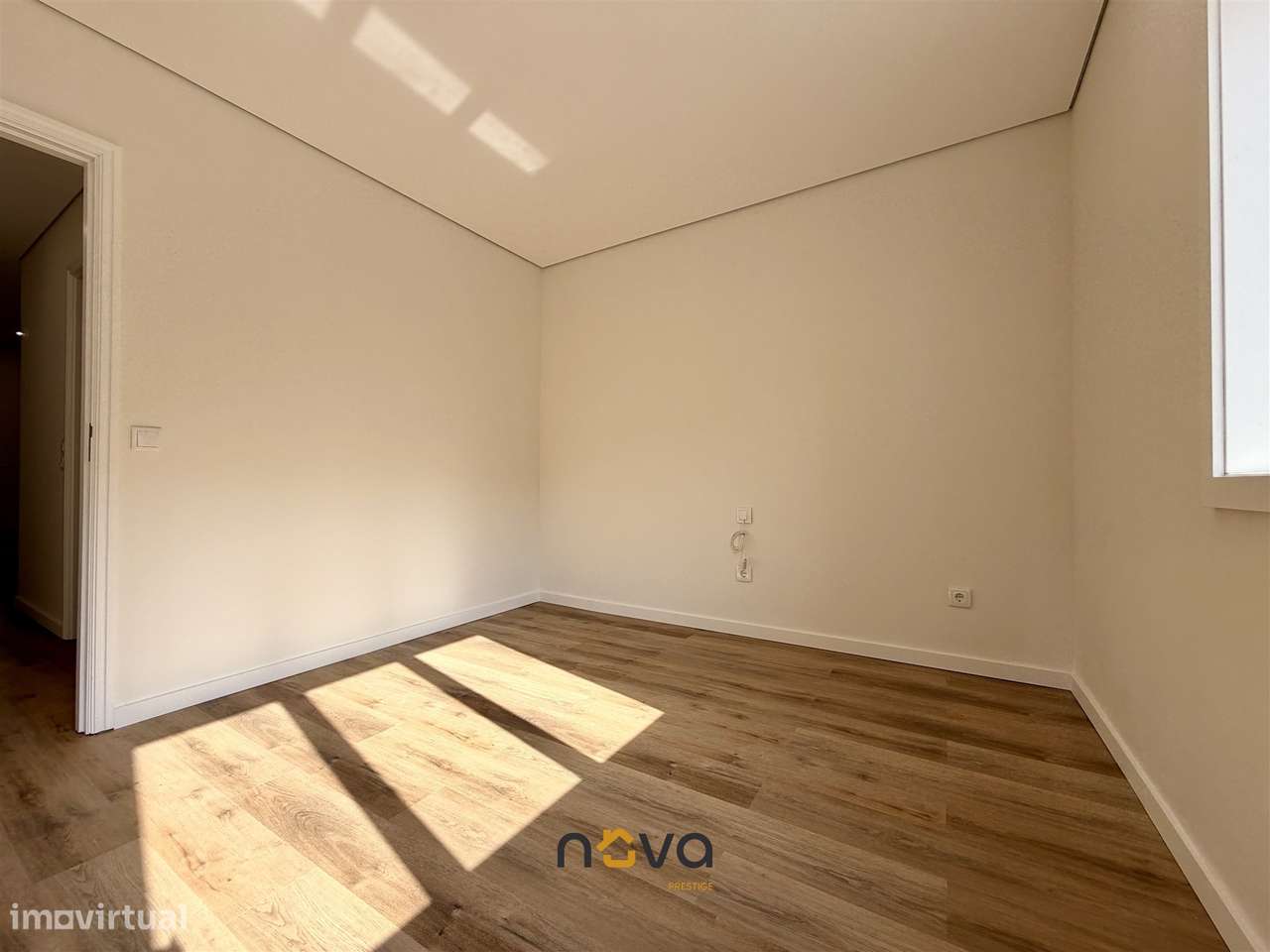 Apartamento T4 Totalmente Remodelado na Póvoa de Varzim-9