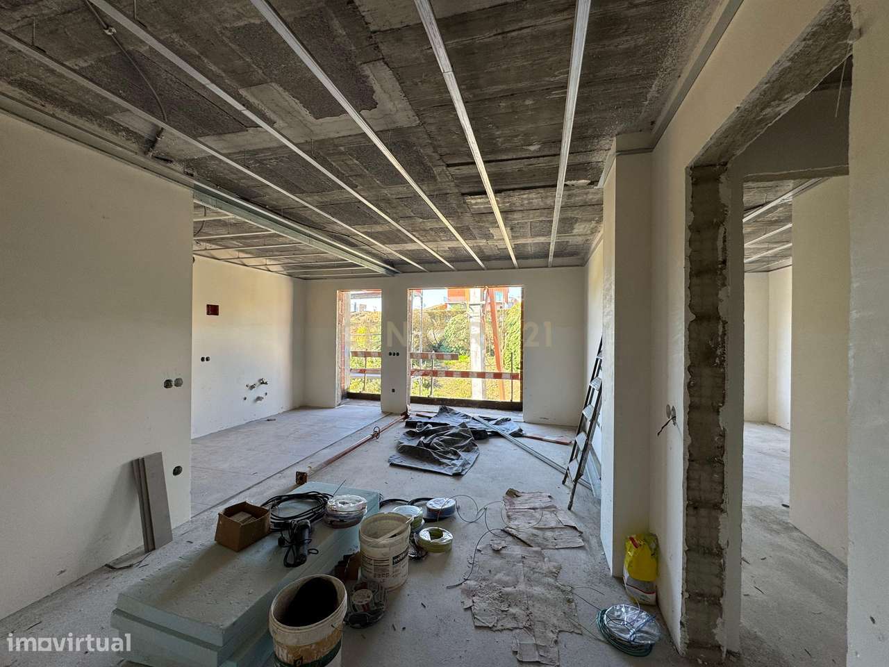 Apartamento T2 Com Suite-0