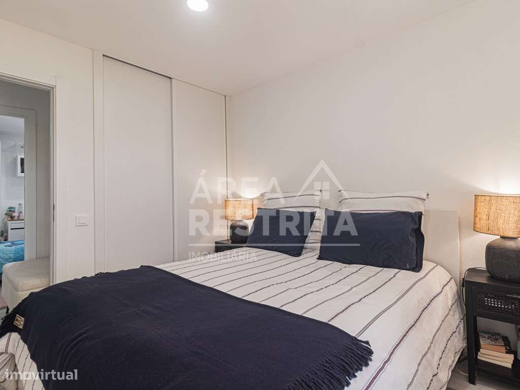 Apartamento T2+ 1 em Corroios.-19