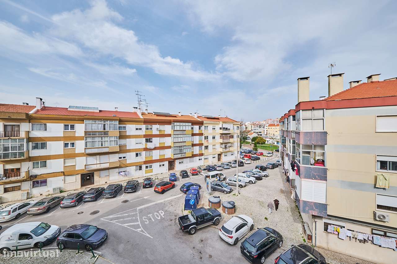 Apartamento com 3 quartos - Corroios-10