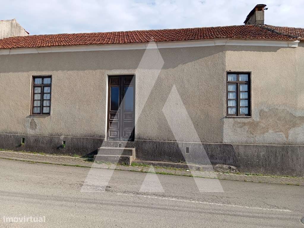 Moradia T2 mais Terreno em Oiã - Grande imagem: 2/46