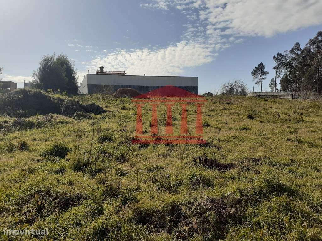 TERRENO PARA CONSTRUÇÃO - Grande imagem: 4/13