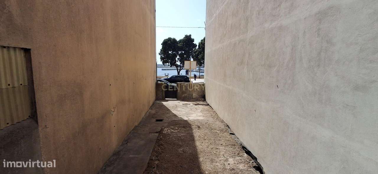 Moradia e Terreno – Primeira Linha de Mar da Póvoa de Varzim - Grande imagem: 5/14