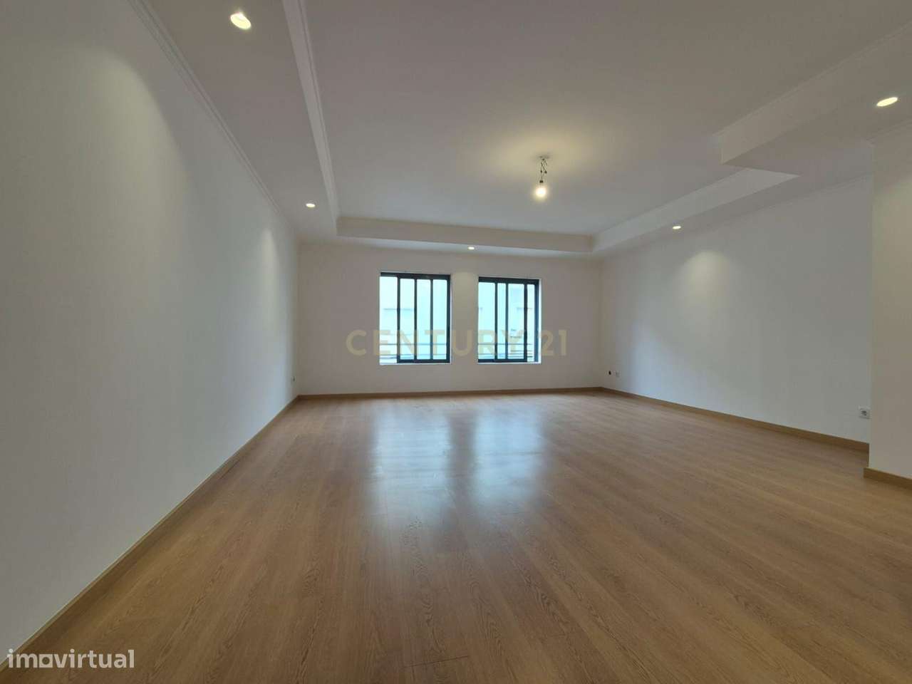 T2 de 108m2 – como novo – com Garagem fechada no Montijo - Grande imagem: 4/14