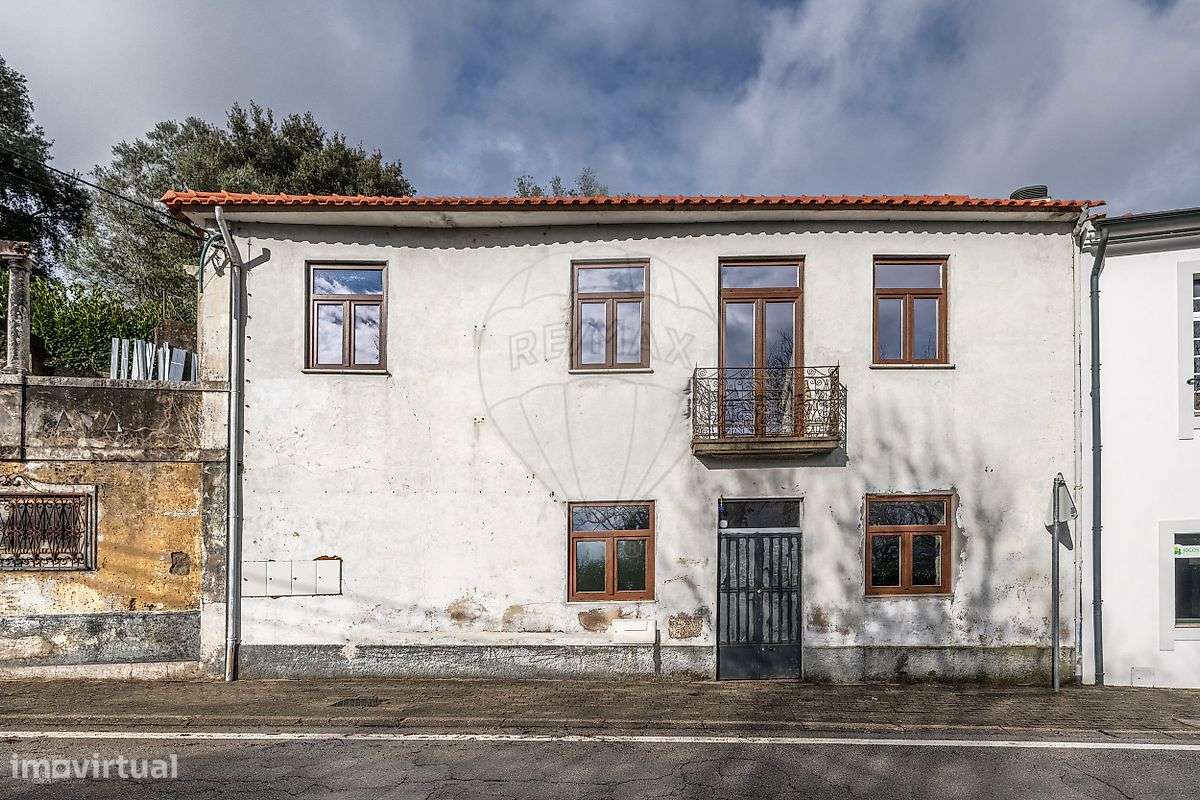 Moradia com 2 apartamentos T2 novos, em Taíde, Póvoa de Lanhoso! - Grande imagem: 4/43