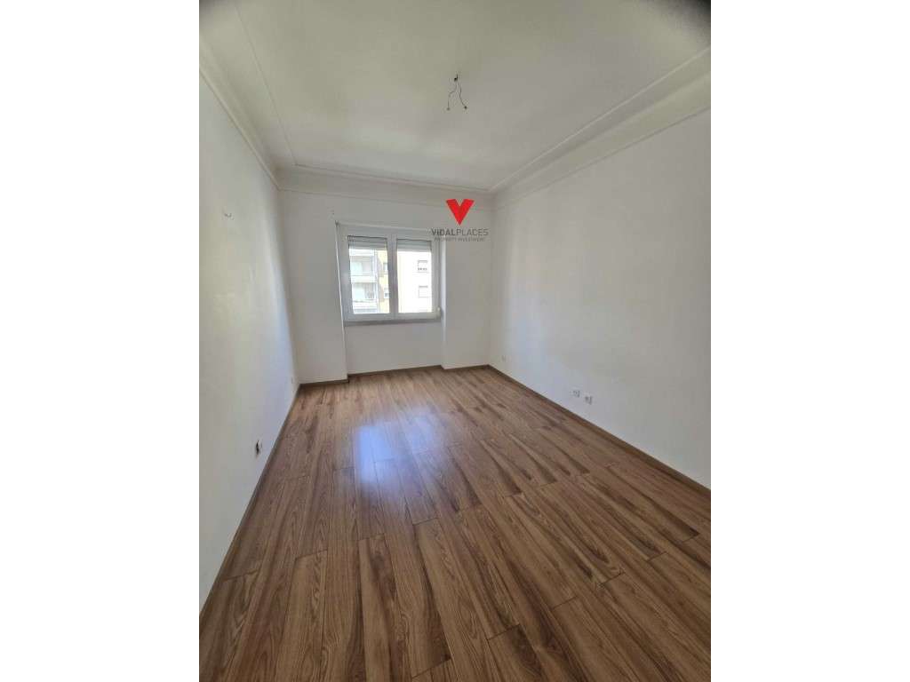 Apartamento T4 na Av Roma - Alvalade-20