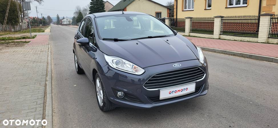 Ford Fiesta 1.5 TDCi Ambiente - 13