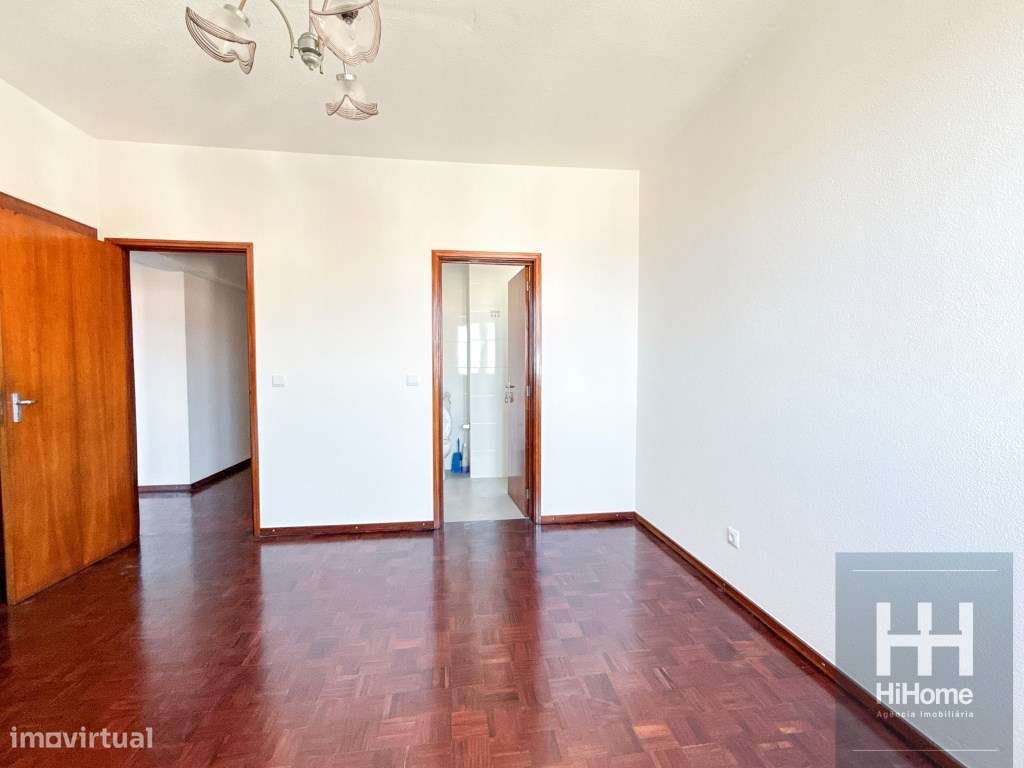 Apartamento T3 com garagem, centro Funchal, vista mar, serra e cidade.-15