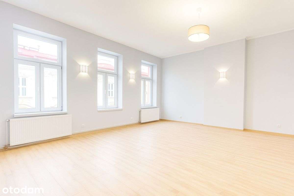 Jasny Przestronny Lokal W Centrum/ul. Zamkowa - Pełny obrazek: 2/6