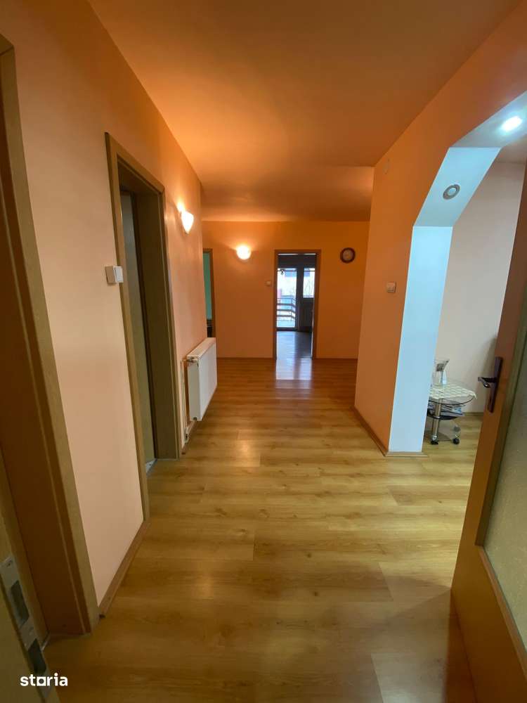 Casă de vânzare Mediaș, Binder Bubi, vis-à-vis de hotel (Fără agenții) - Imagine principală: 5/11