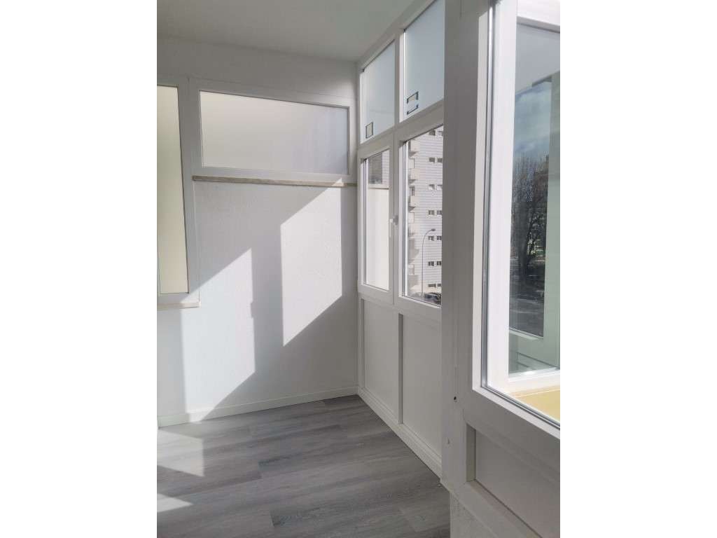 APARTAMENTO T2, OEIRAS REMODELADO - Grande imagem: 4/24