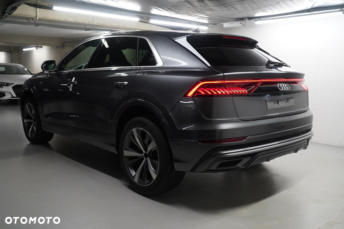 Audi Q8 50 TDI mHEV Quattro Tiptronic - 6