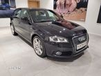 Audi A3 1.6 TDI Sportback DPF S tronic S line Sportpaket - 2