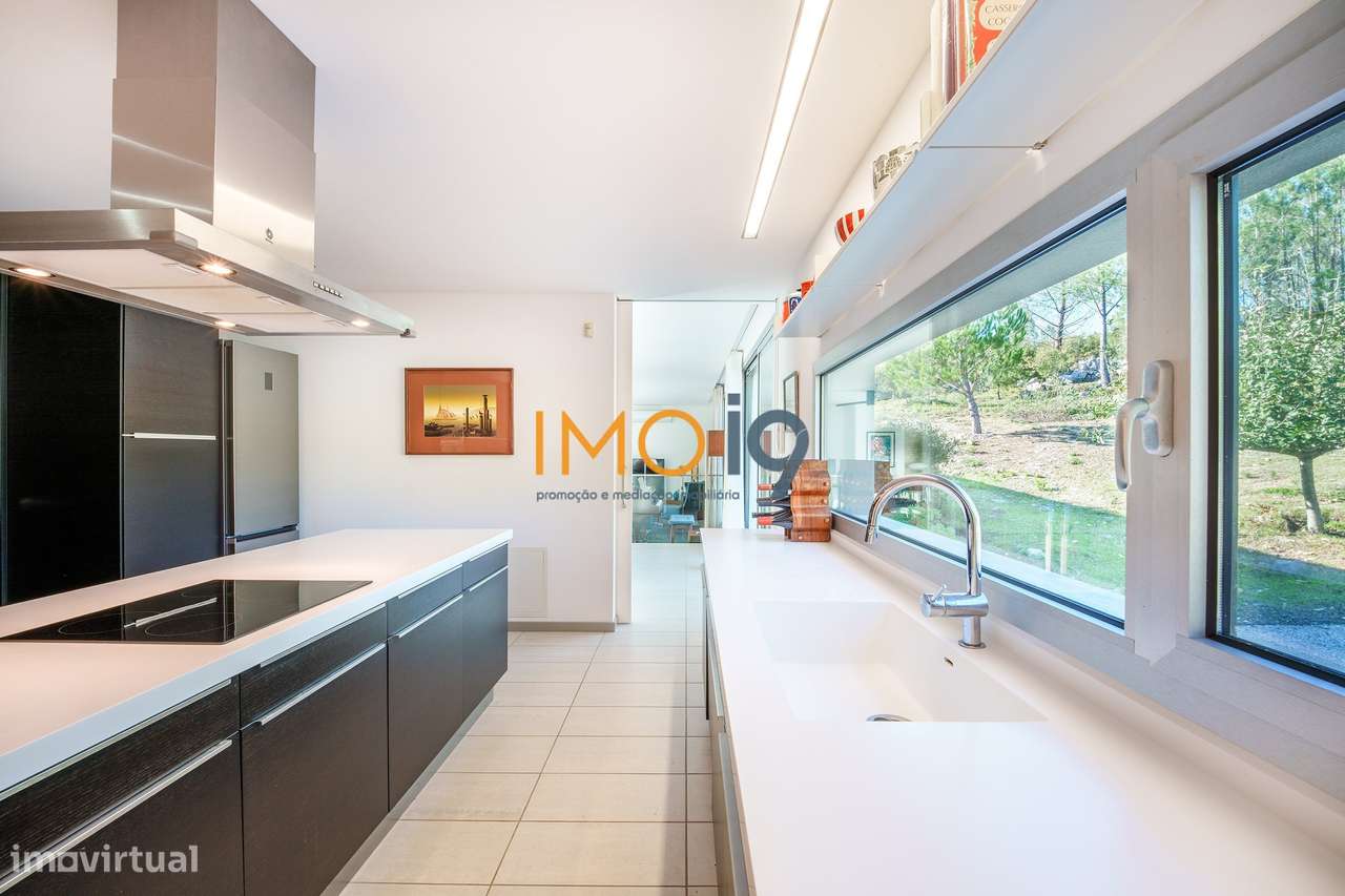 Moradia T4 Luxo - São Mamede-15