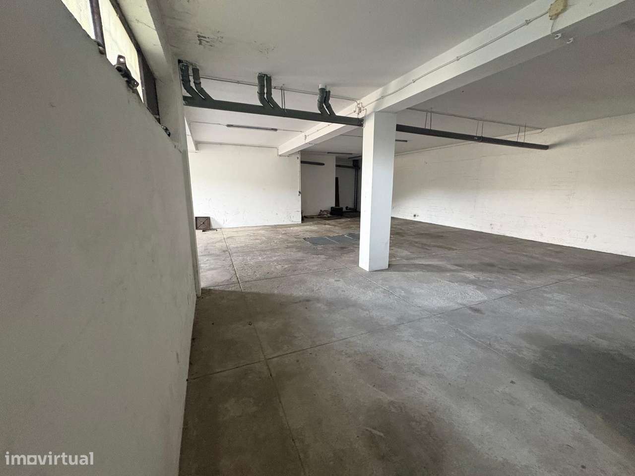 OPORTUNIDADE - Garagem / Armazém-8