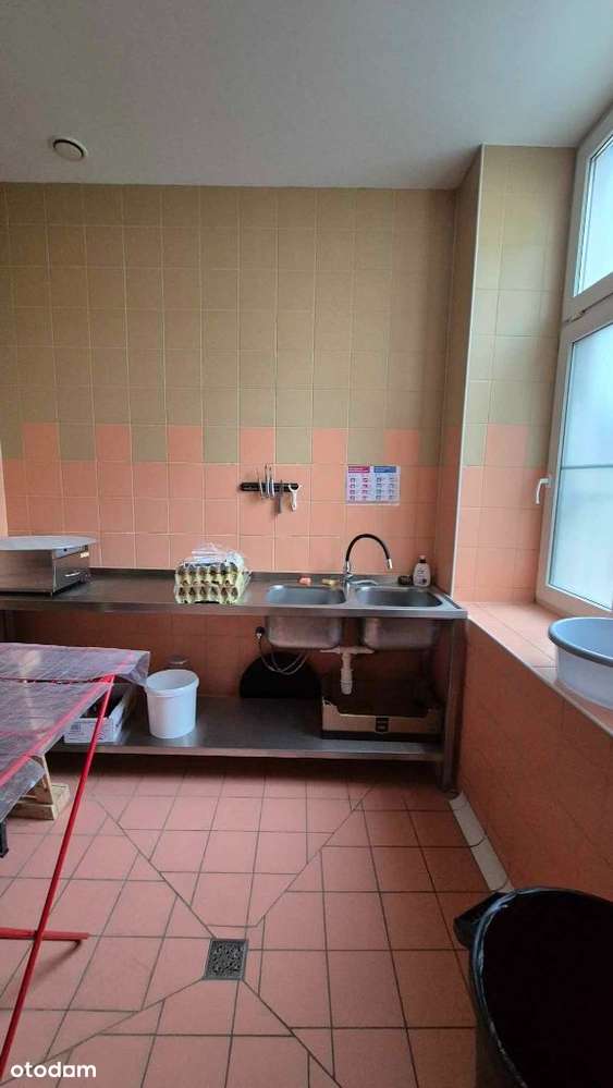Na sprzedaż lokal w centrum miasta - Pełny obrazek: 5/19