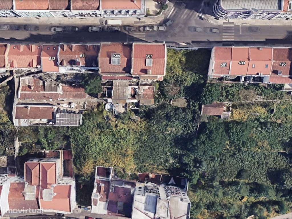 Terreno Urbano para Construção com PIP para Venda na Rua Maria Pia,...-9