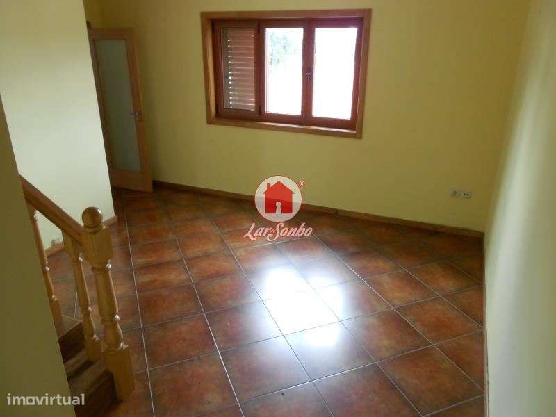 Moradia T10 individual com 1.100m2 em Brufe - Grande imagem: 4/13