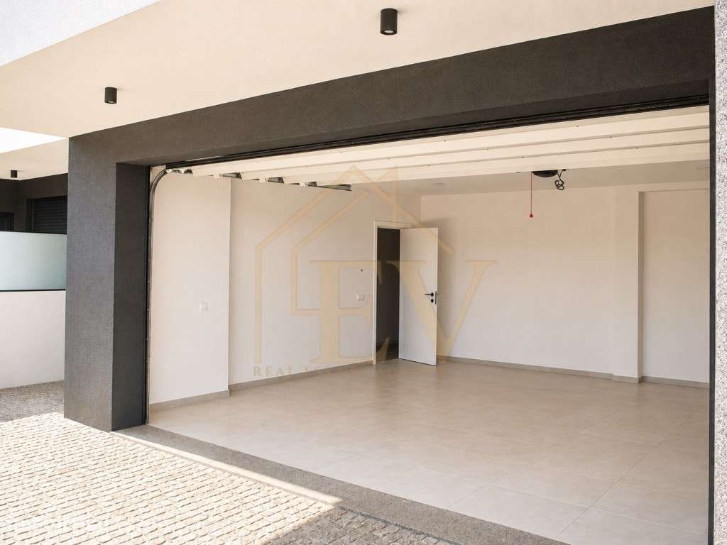Moradia T4 Nova com Piscina | Guimarães-19
