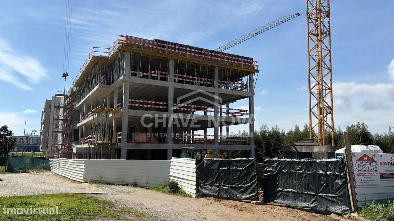 T2 Novo c/ Lugar de Garagem em Santa Maria da Feira (Passionistas) - Grande imagem: 2/9