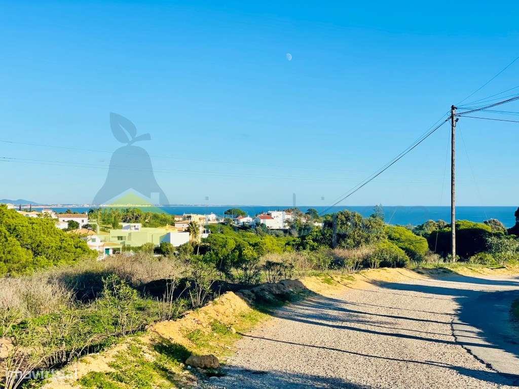 Terreno com vista mar em Albufeira - Grande imagem: 4/5