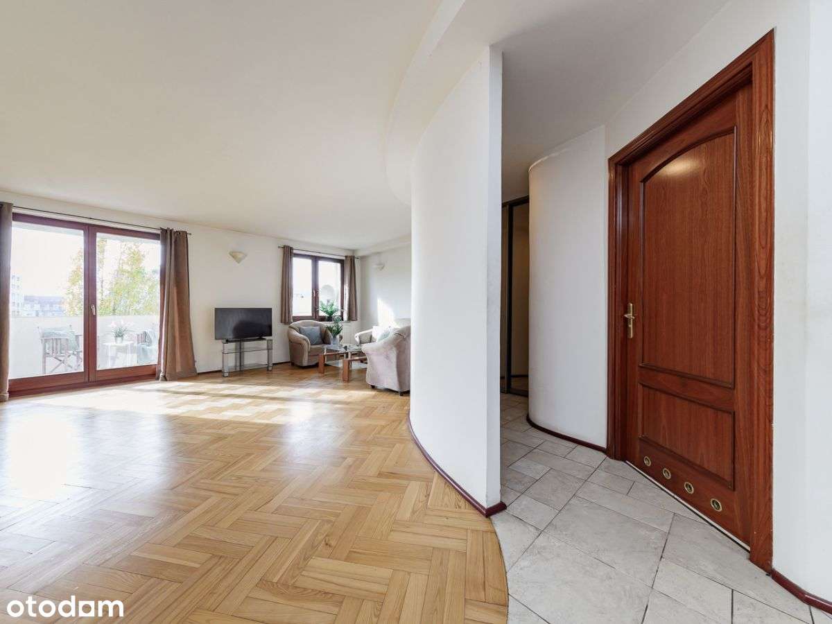 3 pokoje, oryginalny rozkład, świetna lokalizacja-12