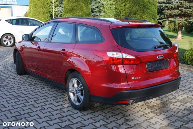 Ford Focus - 10