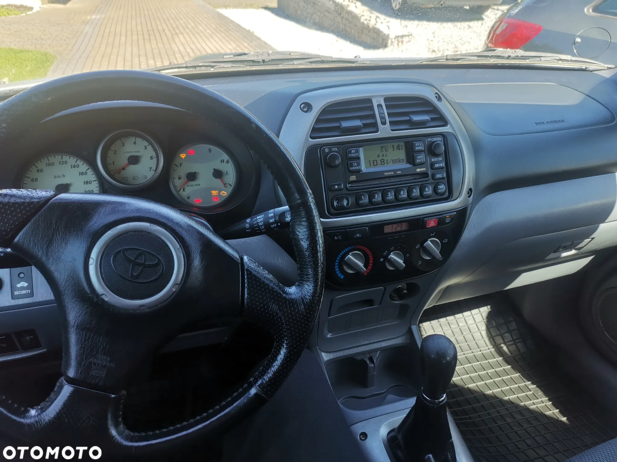Toyota RAV4 2.0 D-4D 4x4 - 7