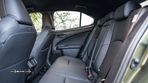 Lexus UX 250h Sport (Ecrã 12.3) - 13