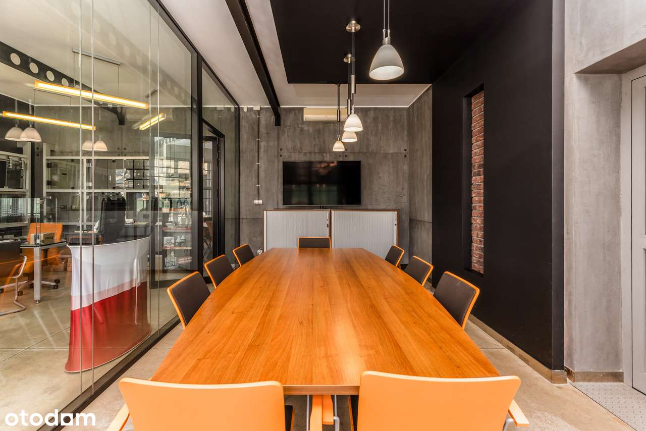 Budynek biurowo-magazynowego 625 m2 z działką 1532 m2 w Centrum-10