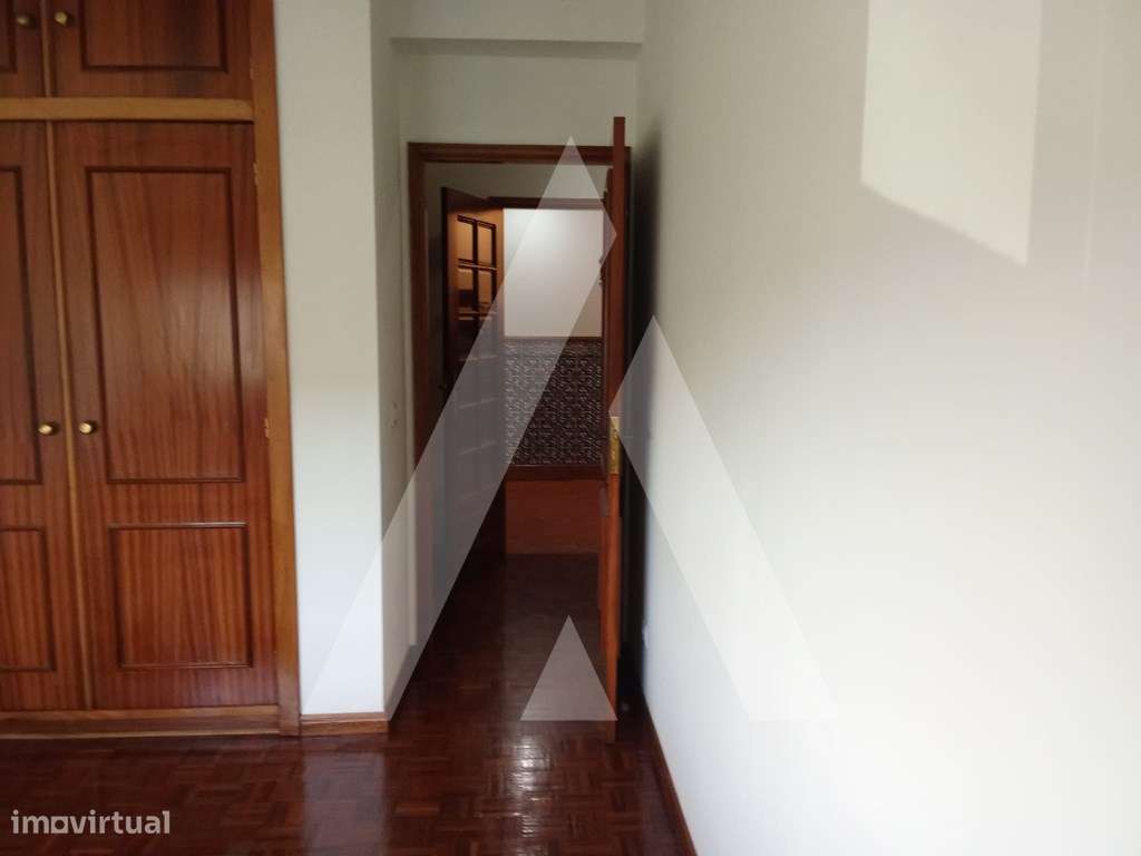 Apartamento T3 no Coração do Centro de Águeda!-12