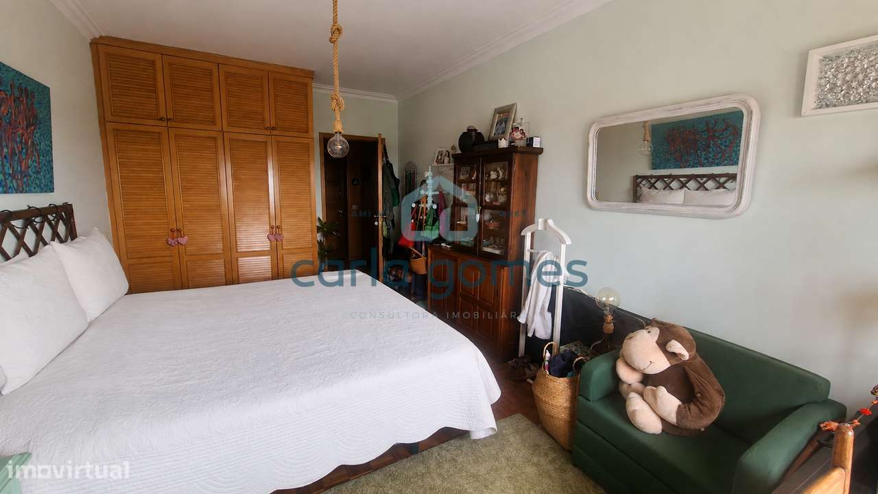 APARTAMENTO T2 C/ LUGAR DE GARAGEM E VISTA MAR – ARCOZELO, V.N. GAIA-18