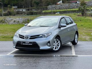 Toyota Auris 1.4 D-4D Com.+P.Sport+Navi