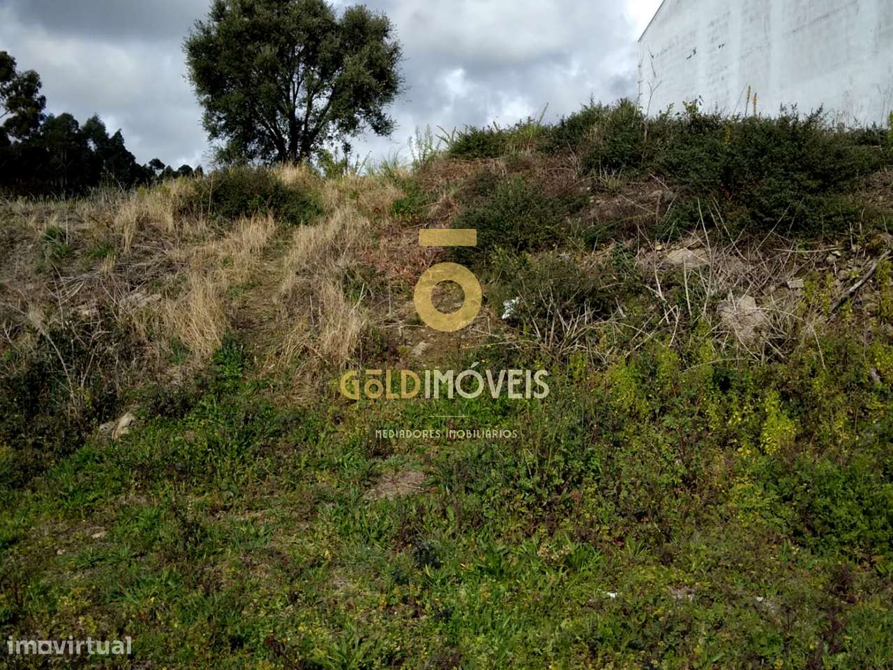 Terreno Para Construção  Venda em Lourosa,Santa Maria da Feira - Grande imagem: 2/3