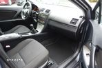 Toyota Avensis 2.0 D-4D Combi - 12