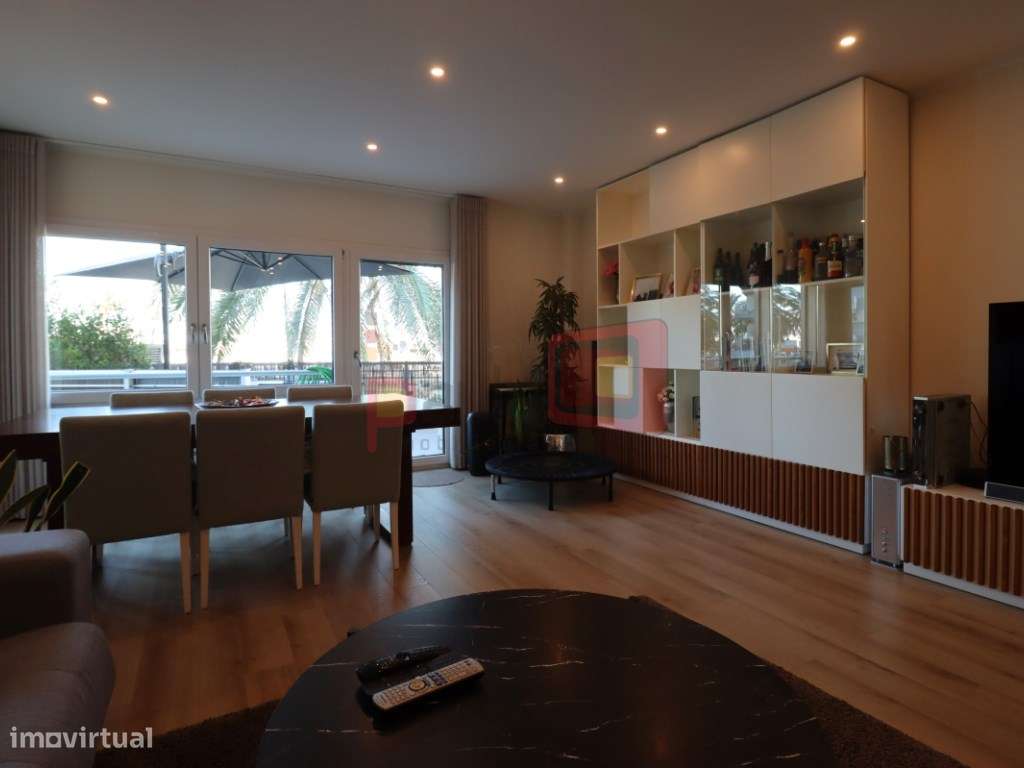 APARTAMENTO T3 COM GARAGEM BOX - MONTIJO-11