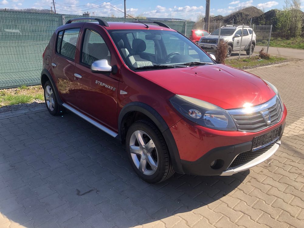 Dacia Sandero II [2012 - 2020] 1.6 16V Stepway2 2012