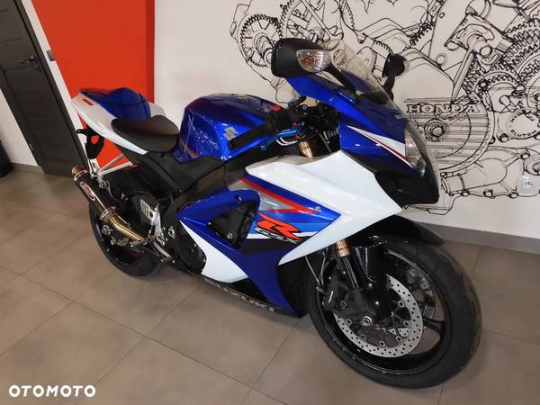 Suzuki GSX-R - 1