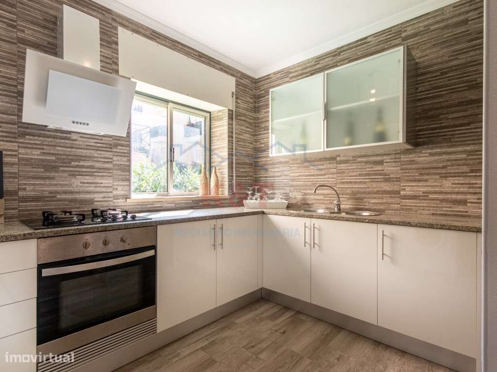 T3 renovado nos Jardins da Bemposta-6