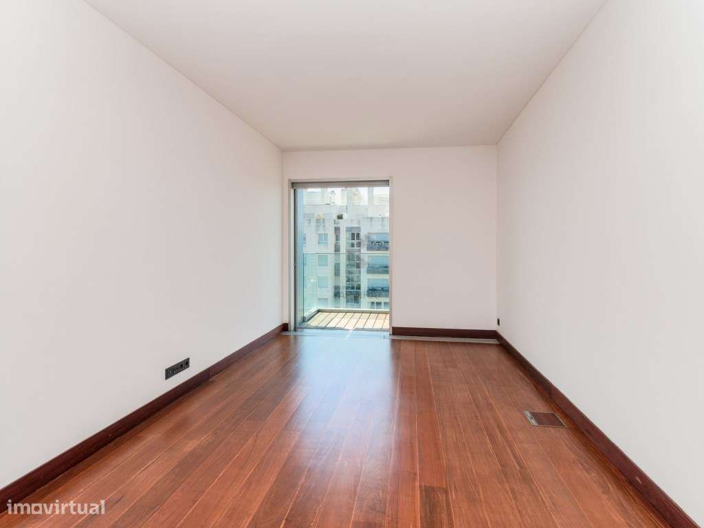 Apartamentos T4 novos a estrear de várias dimensões e orientações, ...-12