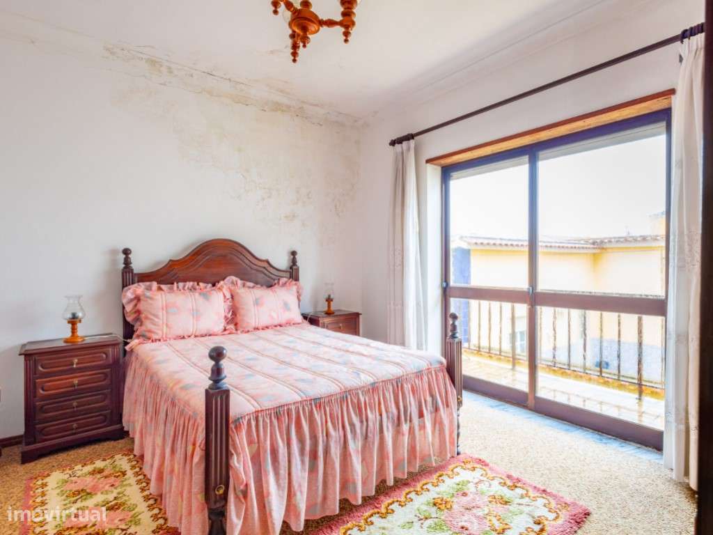 Moradia com dois apartamentos T3 com utilização independente - Grande imagem: 5/26