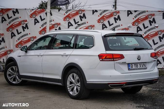 Volkswagen Passat Alltrack 2.0 TDI DSG 4Motion - 6