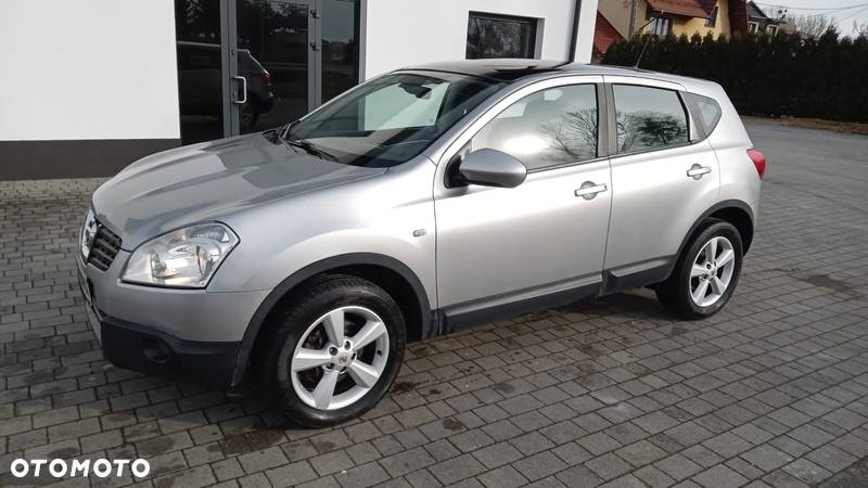 Nissan Qashqai 2.0 dCi 4 x 4 DPF I-Way - 1