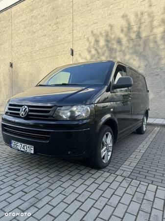 Volkswagen Transporter - 1