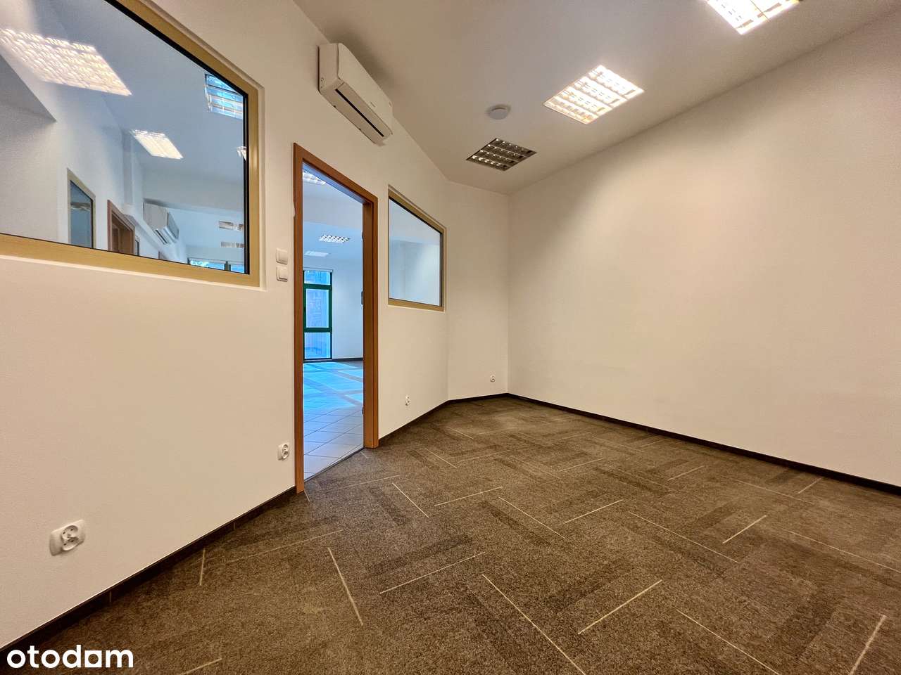 Gotowy LOKAL | centrum Wrocławia | budynek 2000 r. ! od zaraz !-10