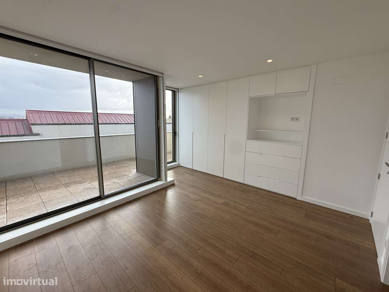 T2+1 Último andar piso único-25