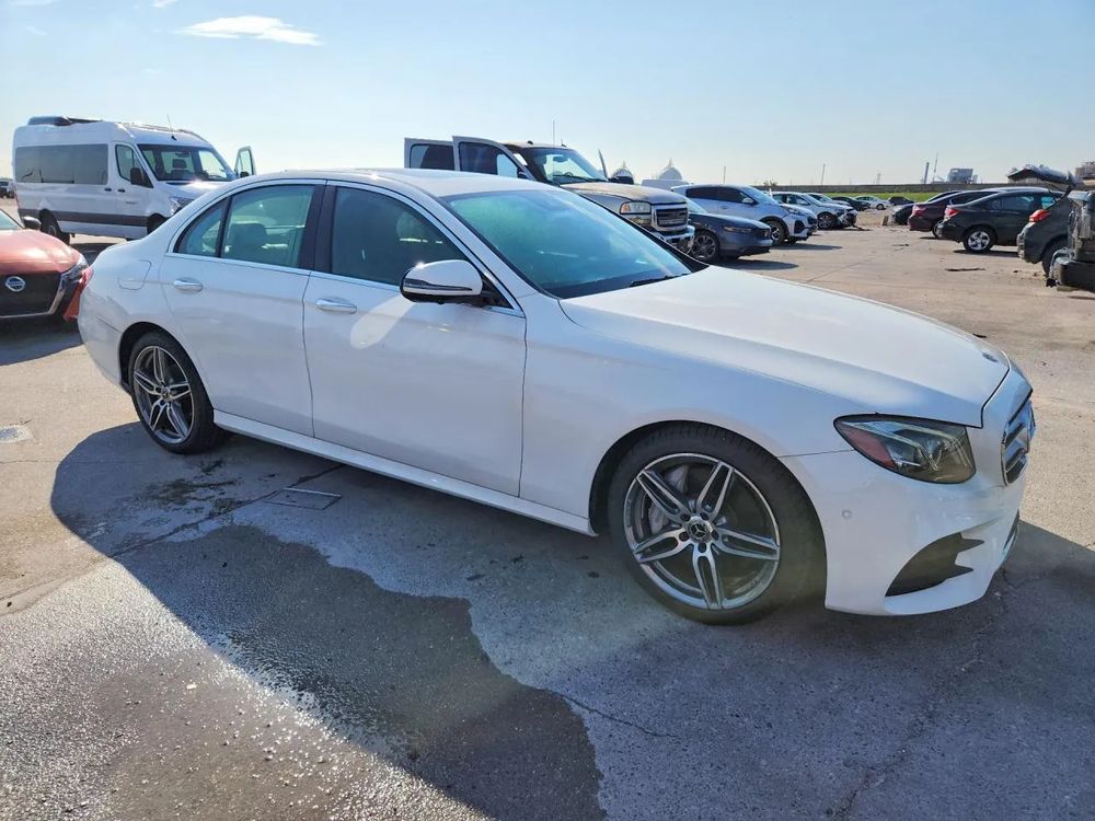 Mercedes-Benz E W213 (2016-2023) 300 9G-TRONIC Exclusive 2019
