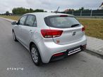 Kia Rio 1.2 L - 12