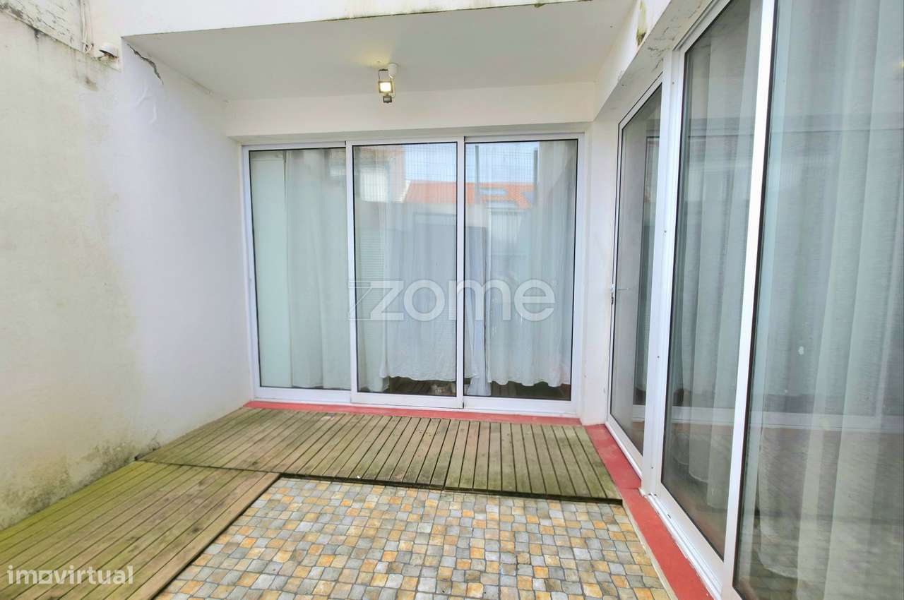 Moradia T2 com vista mar - Fenais da Luz-2