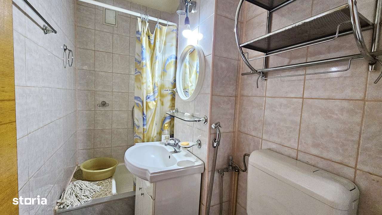 Apartament Centrul Civic, decomandat, 4 camere 86mp,  liber la vanzare-12